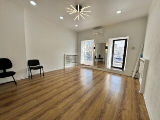 Se oferă spre chirie spațiu comercial pe prima linie, pe str. Vasile .