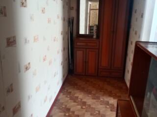 Сдам ИСКЛЮЧИТЕЛЬНО НА ДЛИТЕЛЬНЫЙ срок 1-комн. Ларионова 41