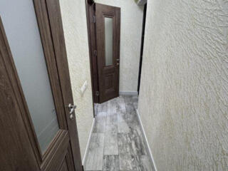 ПРОДАЁТСЯ отличная 2х комн после современного ремонта-БАЛКА