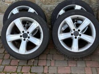 Разноширокие диски Mercedes R18 + летняя резина 
