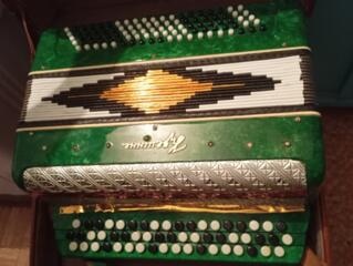 Продам Аккордеон
