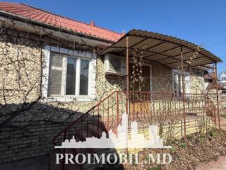 Vă propunem spre vânzare această casă în Grătiești, str. Mărțișor, cu 