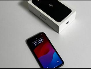 Продам iPhone 11 128GB