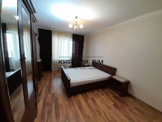 Здається в оренду 3-кімнатна роздільна квартира біля ТРЦ River Mall в 