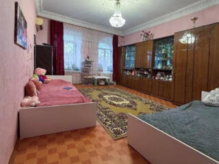 Продам 3-х комн. квартиру на Колонтаевской