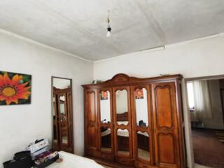 Продам дом в Нерубайске в р-не площади "Катакомбы"