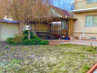 Продам дом. 9 ст. Фонтана. Ремонт.  Ухоженный участок.