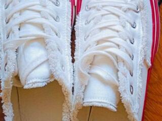 КЕДЫ. РАЗМЕР 42 МАЛОМЕРКА. РЕАЛЬНЫЙ РАЗМЕР 39-40.