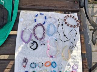 Продам браслетики и колечки ручной работы