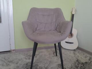 Продам стул за вашу цену