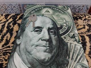 Продам предметы интерьера, хрусталь, посуда, деревянный набор, вазы..