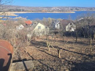 Vă oferim spre vânzare teren, în sectorul de vile, care foarte curând 