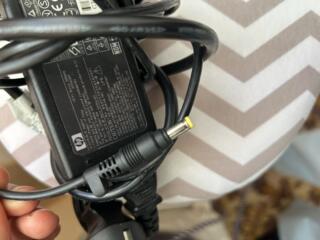 Продам блок питания для ноутбуков hp