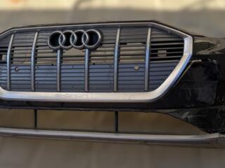 Передний бампер Audi E-Tron 4KE807437E