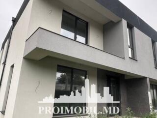 Vă propunem spre vânzare acest duplex în 2 nivele, amplasat în sect. .