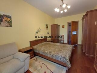 Пропонується двокімнатна квартира по Вул.Князів Острозьких, 41/8. 2 ..