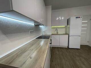 2-комнатная квартира с ремонтом в ЖК «Радужный»В продаже уютная ...