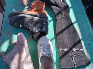 Продаю женскую обувь.