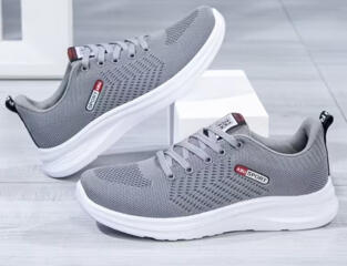 Кроссовки летние