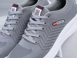 Кроссовки летние