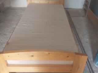 Продам добротную кровать