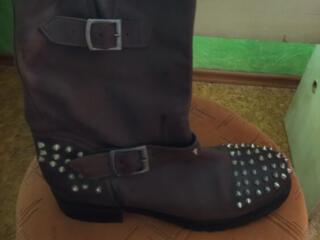 Ботинки... туфли... босоножки