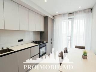 Vă propunem spre vânzare acest apartament cu 2 camere și living, ...