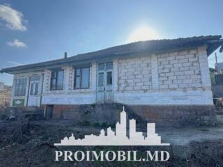 Vă propunem spre vânzare această casă în Durlești, str. Rediul Mare, .