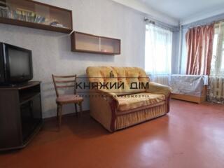 Продаж 2 кімнатна квартира в Дніпровському районі, Харківське шосе ...