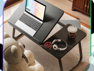 Столик под ноутбук для кровати – раскладной с регулировкой столешницы.