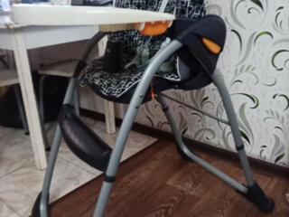 Продам стульчик для кормления