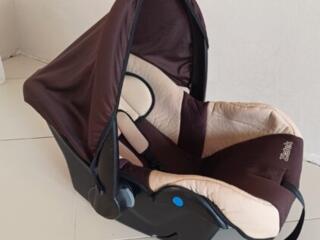 Автокресло 650р.