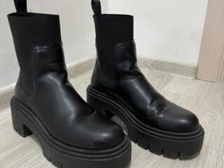 Ботинки женские