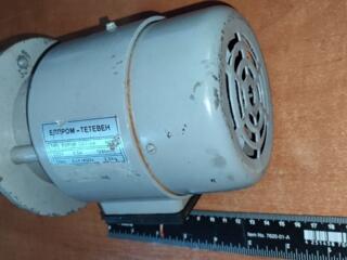 Эл. двигатель для заточного новый