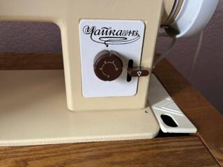 Продам швейную машину Чайка