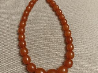 Янтарные бусы и запонки СССР