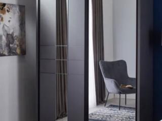 Продам шкаф купе