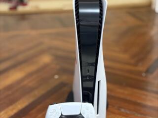 Продам Sony Playstation 5 (PS5)