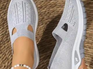 Летние кроссовки