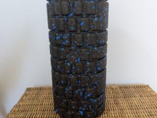 Массажный ролик для спины