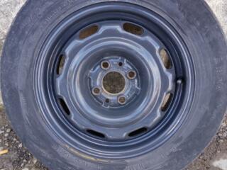 Продам два комплекта шин