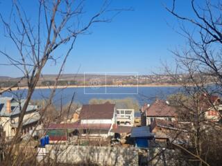 Spre vânzare teren in sectorul de vile, din satul Suruceni. Teren în .