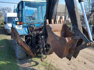 Продам экскаватор