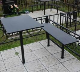 ПРОДАМ СТОЛИК 60*60, 70*70, СКАМЕЙКИ 1М