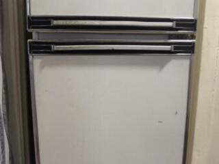 Продам холодильник Ока. Недорого!!!