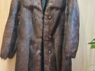 Шуба из бобра, размер. 46-48, цена 2200 леев.