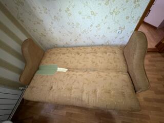 Отдам диван