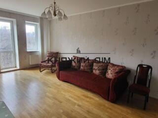 Пропонуеться в оренду 2к кв. вул. Голосіївська, 13Б. 7-й поверх, ...