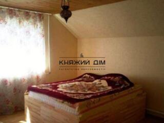 Продается дом 2010 г. расположен в центре с. Книжичи, с ремонтом, в ..