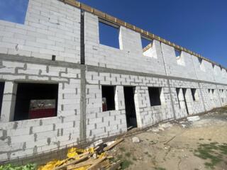 Продается современный таунхаус общей площадью 60 м2, расположенная в .